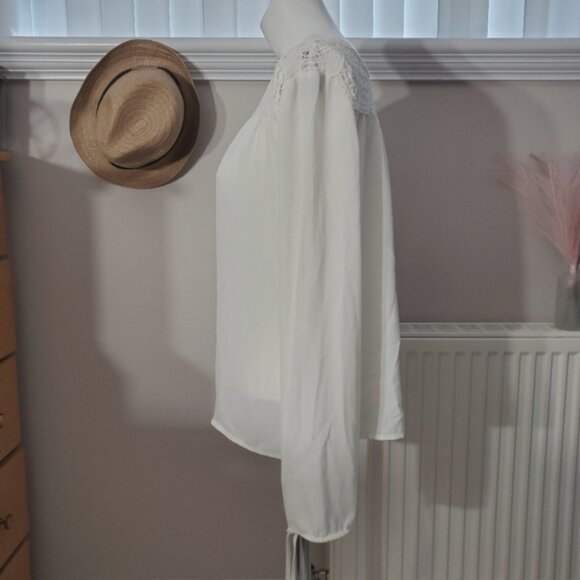 Lace Sweetheart Boho Blouse- Beige- Small- by Forever 21 - Picture 11 of 12